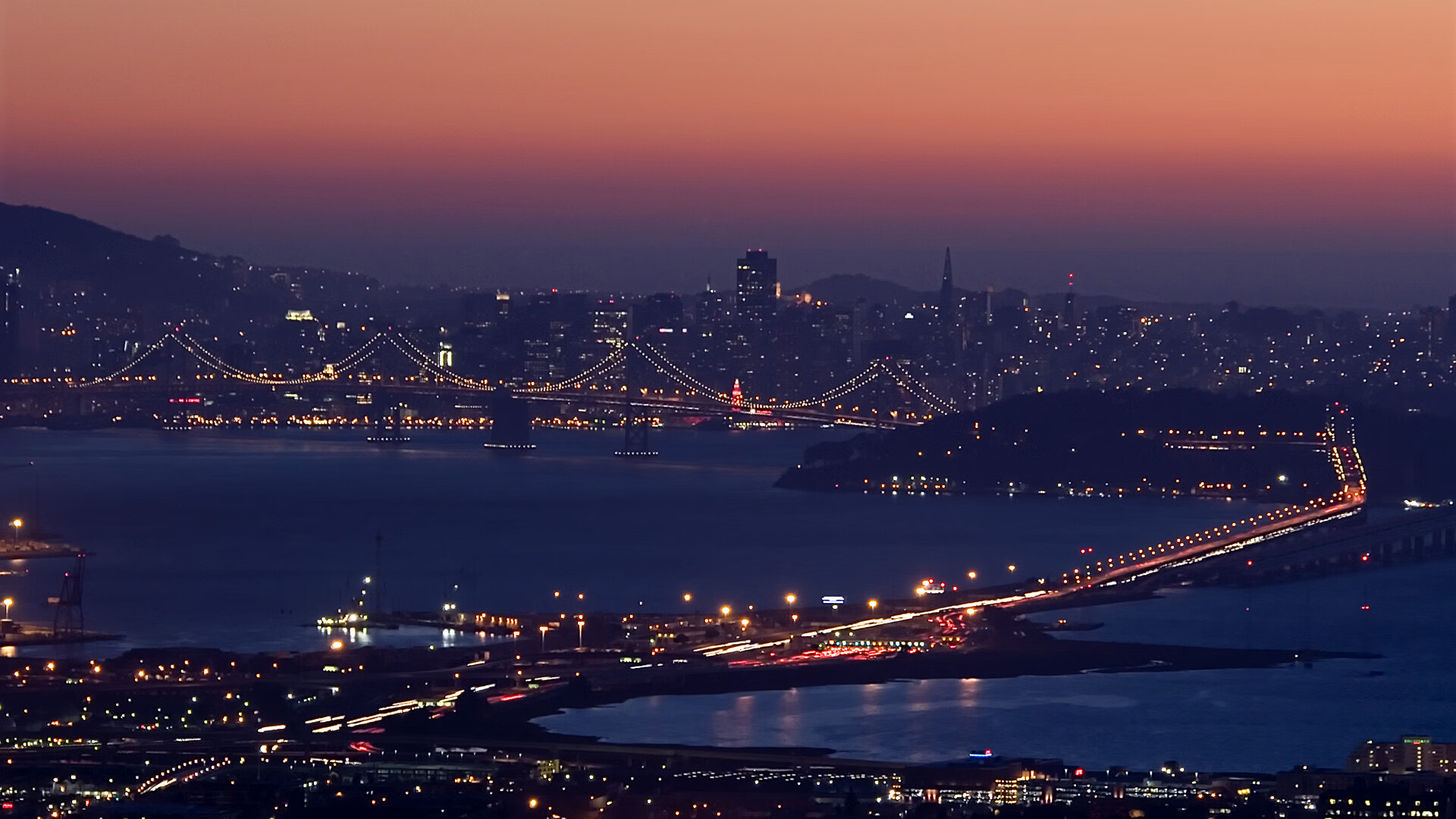 华体会登录入口-篮球专项训练中神经肌肉控制能力提升方法，篮球锻炼肌肉