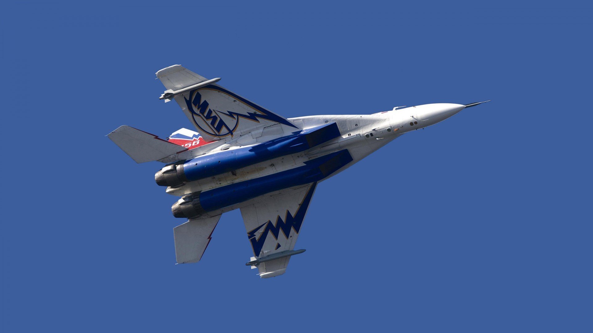 华体会平台-跳水动作流畅瑞士赢得掌声，瑞士跳高名将